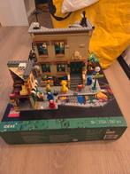 Lego Ideas 21324 Sesame Street Sesamstraat - Nieuwstaat!, Kinderen en Baby's, Speelgoed | Duplo en Lego, Ophalen of Verzenden