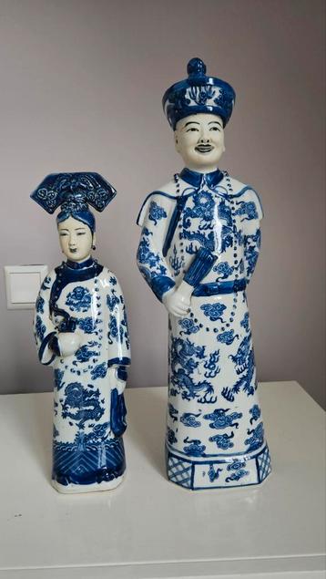 Chinese keizer en keizerin  beschikbaar voor biedingen