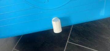 Vrijstaand bad voor volwassenen beschikbaar voor biedingen