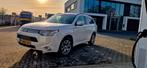 Mitsubishi Outlander 2.0 Dohc Mivec Phev 203pk 4WD CVT 5P, 1998 cc, Outlander, Zwart, 4 cilinders