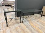 salontafelset van 2, metalen frame en glazen blad €195, Ophalen, 100 tot 150 cm, 50 tot 100 cm, Zo goed als nieuw