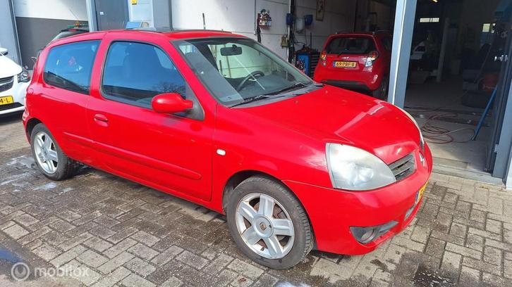 Renault Clio 1.2-16V Campus, Auto's, Renault, Particulier, Te koop, Clio, ABS, Airbags, Airconditioning, Alarm, Boordcomputer