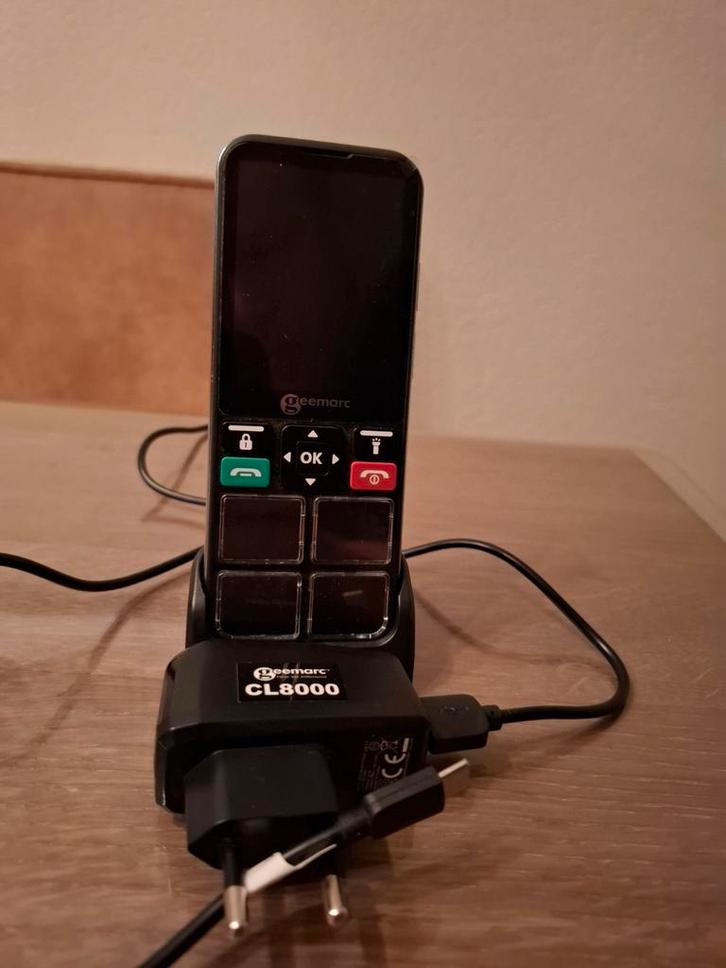 Geemarc CL8000 seniorenmobiel, Telecommunicatie, Mobiele telefoons | Overige merken, Zo goed als nieuw, Zonder abonnement, Zonder simlock