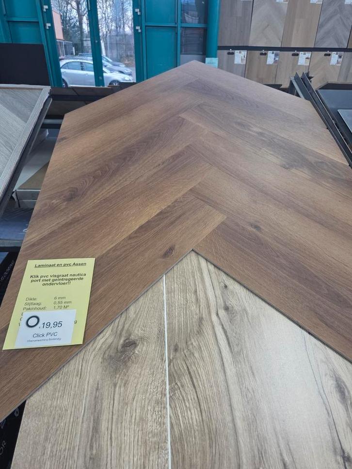 visgraat click pvc met geïntegreerde ondervloer nu €19,95pm2, Huis en Inrichting, Stoffering | Vloerbedekking, Nieuw, 75 m² of meer