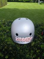 Hippe ski helm zilvergrijs, Overige merken, Overige typen, Ophalen of Verzenden, Zo goed als nieuw