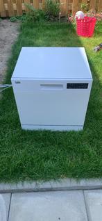 Beko vaatwasser, Witgoed en Apparatuur, Vaatwasmachines, Ophalen, Zo goed als nieuw, 85 tot 90 cm