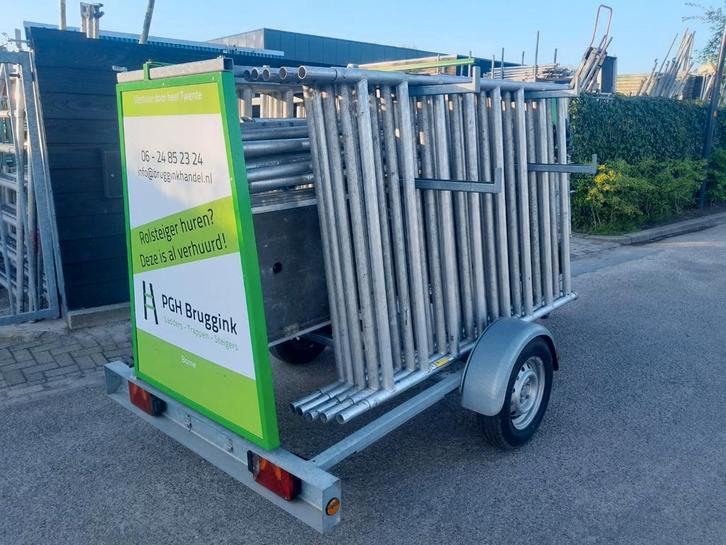 Te huur rolsteiger op aanhanger steiger Altrex Custers ASC, Doe-het-zelf en Verbouw, Steigers, Zo goed als nieuw, Rolsteiger of Kamersteiger