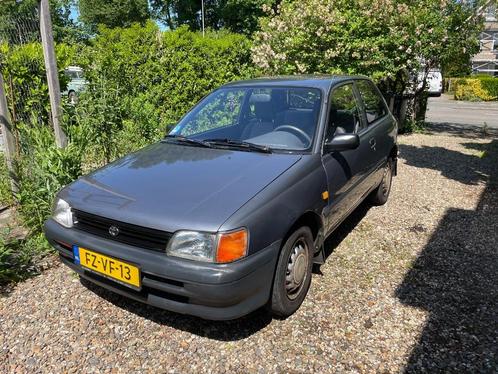 Toyota Starlet 1.3 XLI 12V E2 1993 Grijs, Auto's, Toyota, Particulier, Starlet, Benzine, Hatchback, Handgeschakeld, Origineel Nederlands