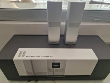 Bose 700 witte surround speakers  beschikbaar voor biedingen