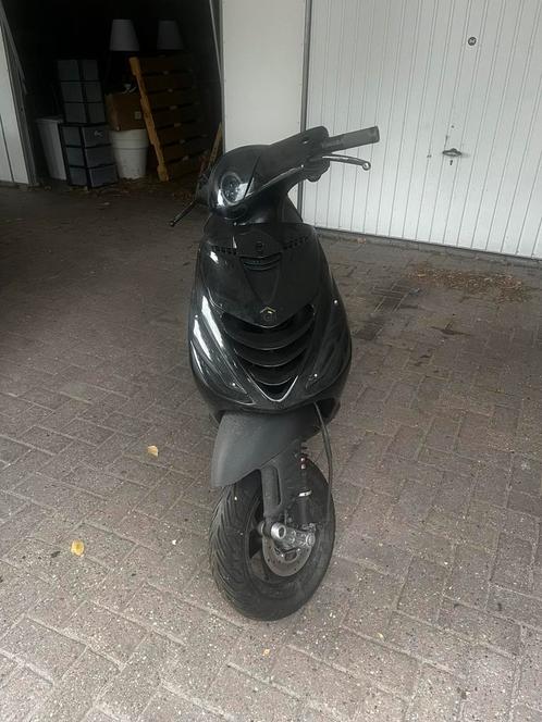 piaggio zip 2012 80cc, Fietsen en Brommers, Scooters | Piaggio, Gebruikt, Zip, Ophalen