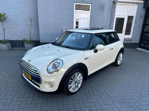 Mini Mini 1.5 Cooper | PANO | NAVI | KEYLESS GO | CRUISE |, Auto's, Mini, Bedrijf, Te koop, Cooper, ABS, Airbags, Airconditioning