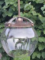 Hanglamp brons met bol van glas, Ophalen, Zo goed als nieuw, Glas, Minder dan 50 cm