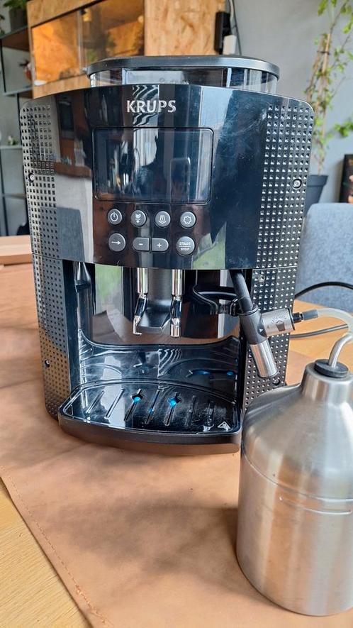 krupps Essential EA8160 Automatic Espressomachine Zwart, Witgoed en Apparatuur, Koffiezetapparaten, Zo goed als nieuw, Koffiebonen