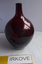 IKEA DESIGN VAAS * Donker Rood TWEE STUKS *, Verzenden, Nieuw, Glas, Minder dan 50 cm