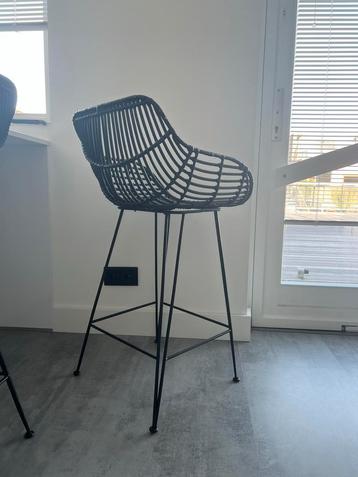 Rotan metaal WOOD zwart barkrukken rugleuning en armleuning beschikbaar voor biedingen