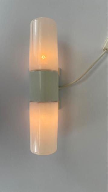 Vintage porseleinen glas wandlamp stijl Wagenfeld / Ifö