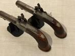 koppel percussie pistolen kruitreservoir H Smith London, Ophalen of Verzenden