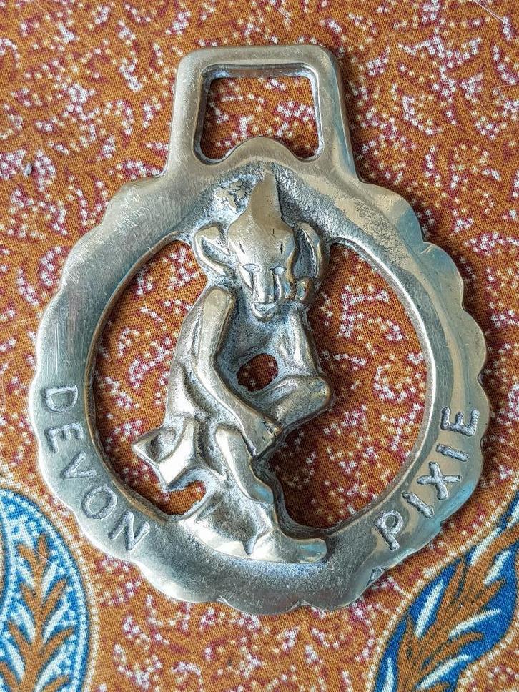 Mooi oud kleppermannetje uit Engeland met de Devon Pixie., Antiek en Kunst, Antiek | Koper en Brons, Ophalen of Verzenden