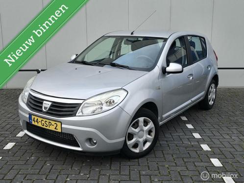 Dacia Sandero 1.6 Lauréate 127DKM!, Auto's, Dacia, Bedrijf, Te koop, Sandero, ABS, Airbags, Airconditioning, Alarm, Boordcomputer