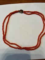 Antieke bloedkoralen ketting kort, Sieraden, Tassen en Uiterlijk, Kettingen, Ophalen of Verzenden, Gebruikt, Oranje, Steen of Mineraal