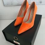Feraggio - Oranje (mt 40), Kleding | Dames, Schoenen, Ophalen of Verzenden, Zo goed als nieuw, Oranje