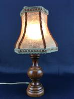 Vintage eikenhouten lampje met varkensblaas, Ophalen, Gebruikt, Minder dan 50 cm, Retro