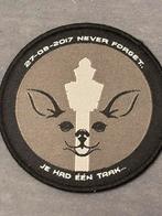 Moraal embleem kmar  27-08-2017 never forget, Verzamelen, Militaria | Algemeen, Verzenden, Marechaussee, Nederland, Embleem of Badge