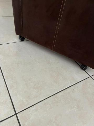 4 comfortabele eettafelstoelen – bruin, met armleuningen beschikbaar voor biedingen