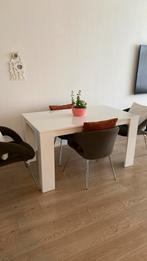 Hoogglans eettafel en 4 stoelen., 50 tot 100 cm, 100 tot 150 cm, Gebruikt, Rechthoekig