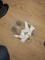 Gabor slippers maat 6,5, Kleding | Dames, Schoenen, Ophalen of Verzenden, Zo goed als nieuw, Wit