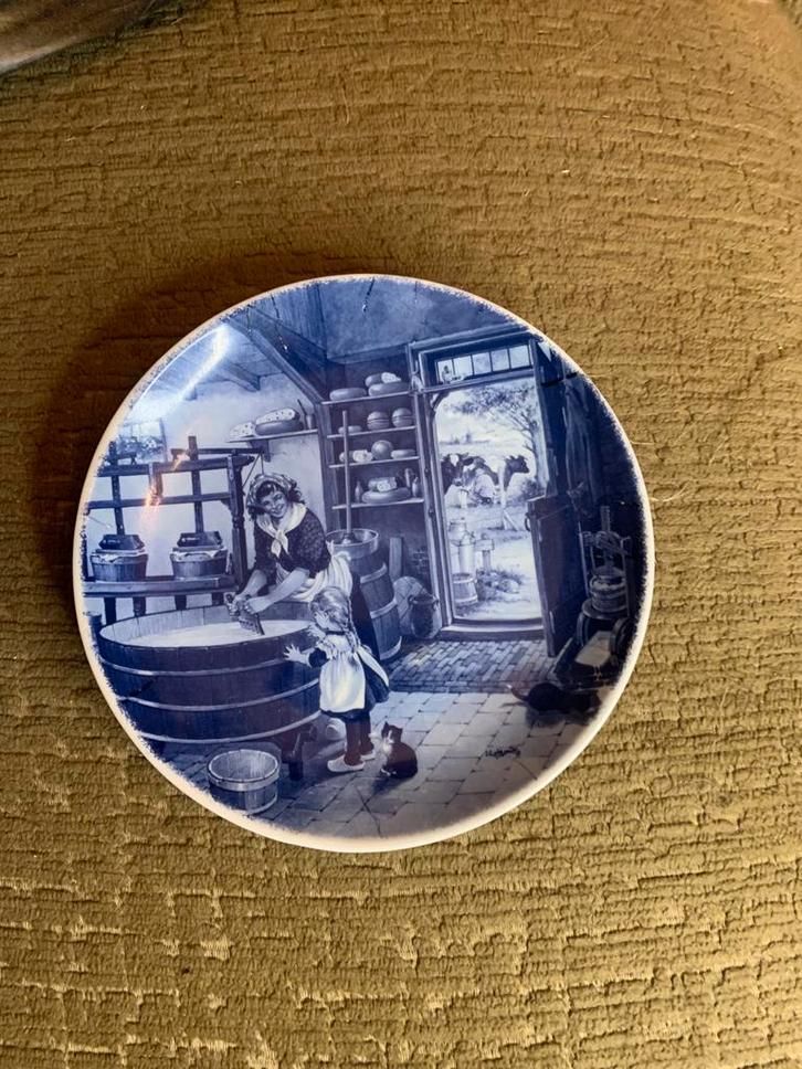 Delfts Blauw Wandbord - Boerderij Scène, Antiek en Kunst, Antiek | Wandborden en Tegels, Ophalen of Verzenden