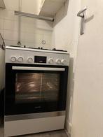 Fornuis, Witgoed en Apparatuur, Fornuizen, Ophalen, Magnetron, 60 cm of meer, 4 kookzones