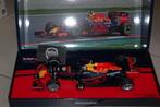 1:18 RED BULL RB12 F1 VERSTAPPEN 1st WIN Minichamps WRH, Ophalen of Verzenden, Zo goed als nieuw, Auto, MiniChamps