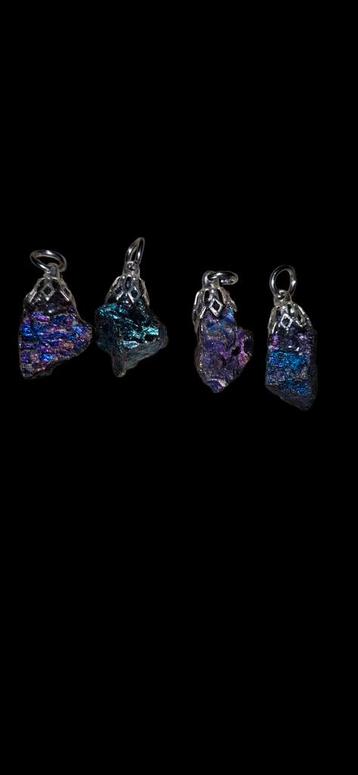 Borniet hangers beschikbaar voor biedingen