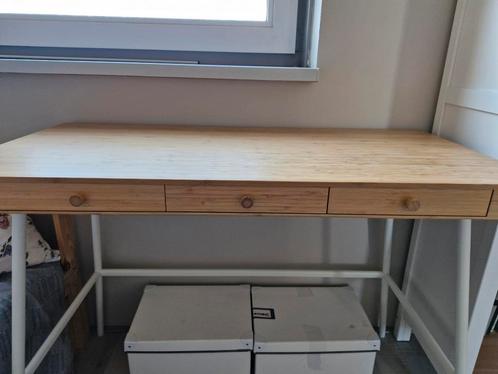 Ikea LILLÅSEN Bamboe Bureau, Huis en Inrichting, Bureaus, Zo goed als nieuw, Bureau, Ophalen