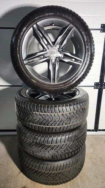 Audi A5 velgen met winterbanden 17 inch Zeer goed profiel! beschikbaar voor biedingen
