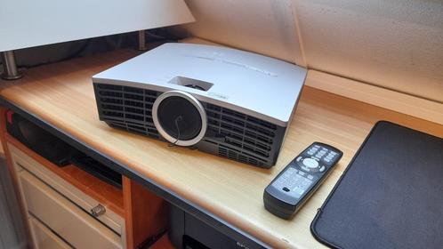 Mitsubishi HC900 projector met div ingangen, Audio, Tv en Foto, Beamers, Zo goed als nieuw, DLP, Ophalen