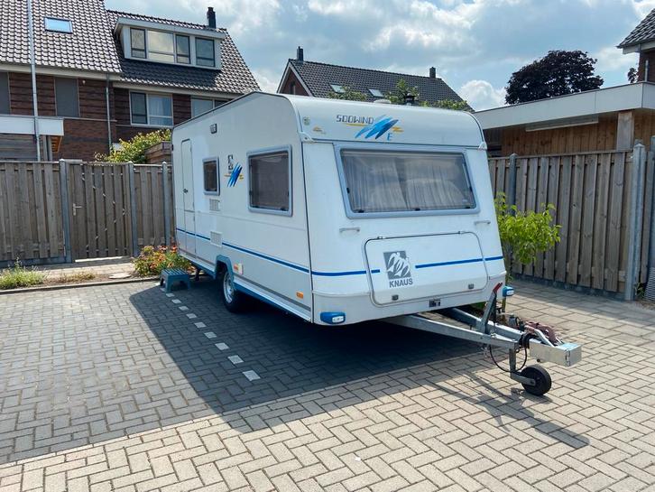 Knaus Sudwind Blue line met zakluifel en Unico voortent, Caravans en Kamperen, Caravans, Particulier, tot en met 4, 1000 - 1250 kg
