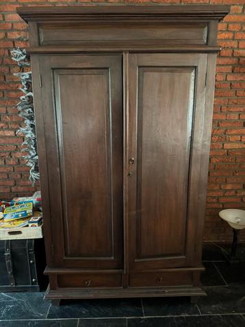 Teak houten kast antiek  beschikbaar voor biedingen