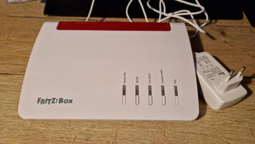 Fritzbox 7590, Computers en Software, Routers en Modems, Zo goed als nieuw, Router, Ophalen of Verzenden