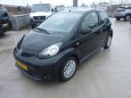 Toyota Aygo 1.0 12V Vvt-i 3DRS MMT 2012 Zwart, Voorwielaandrijving, Euro 5, Stof, 4 stoelen