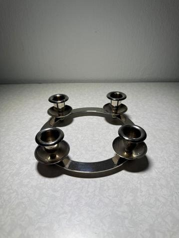 Ronde metalen kaarsenhouder – 4 houders, glanzend, draaibaar beschikbaar voor biedingen