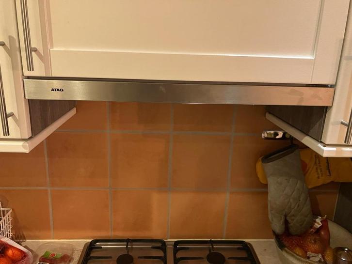 Atag afzuigkap – onderbouw, RVS front, Witgoed en Apparatuur, Afzuigkappen, Gebruikt, Inbouw, Onderbouw afzuigkap, 200 tot 400 m³ per uur