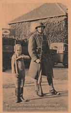 soldaat  en kind   MET  EEN enorme  bajonet  nr  350, Verzenden, Landmacht, Nederland, Mes of Dolk
