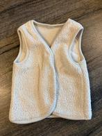 Gilletje wit 110-116, Ophalen of Verzenden, Zo goed als nieuw, Meisje, Trui of Vest