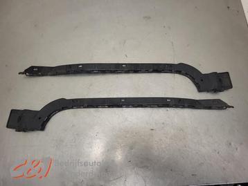 Bumperframe achter van een Mercedes Vito beschikbaar voor biedingen