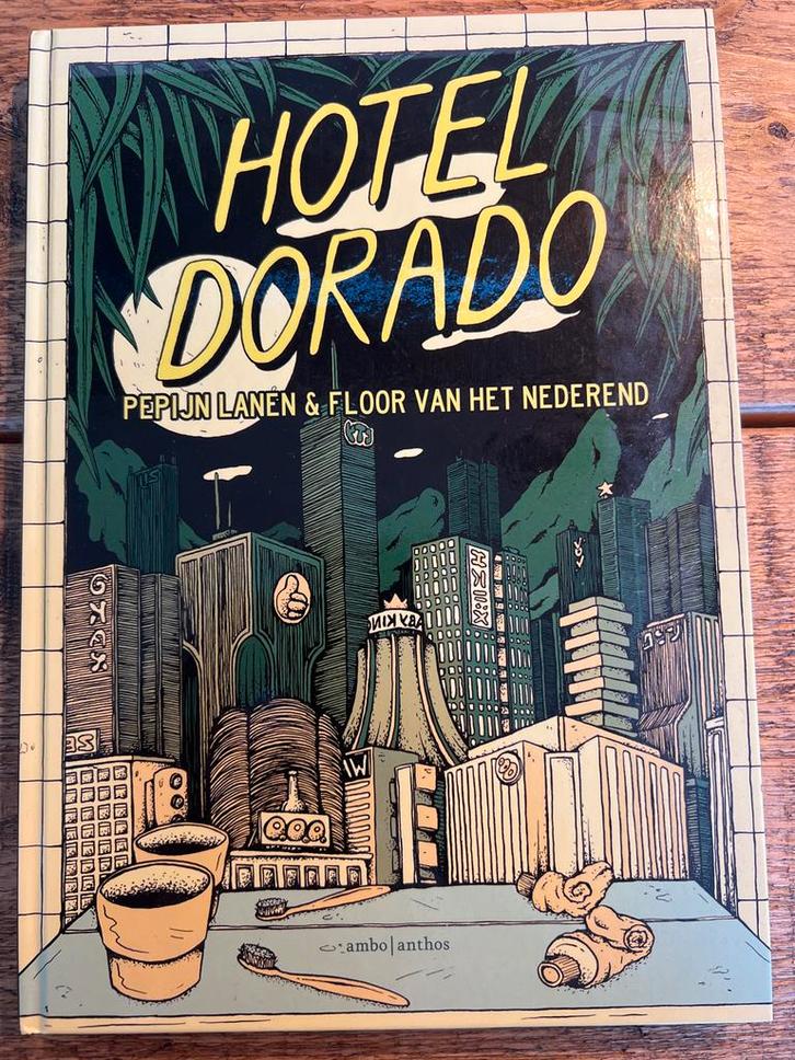 Hotel Dorado - Pepijn Lanen & Floor van het Nederend, Boeken, Stripboeken, Zo goed als nieuw, Eén stripboek, Ophalen of Verzenden