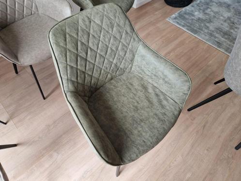 Zes stoelen, Huis en Inrichting, Stoelen, Zo goed als nieuw, Vijf, Zes of meer stoelen, Metaal, Stof, Ophalen