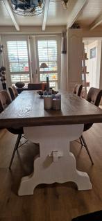 Prachtige robuuste kloostertafel + 4 henders & hazel stoelen, Ophalen, Zo goed als nieuw, Vijf personen of meer, 150 tot 200 cm