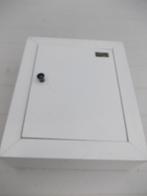 IJzeren wit medicijnkastje van Sega, jaren 50/60, brocante., Antiek en Kunst, Curiosa en Brocante, Ophalen